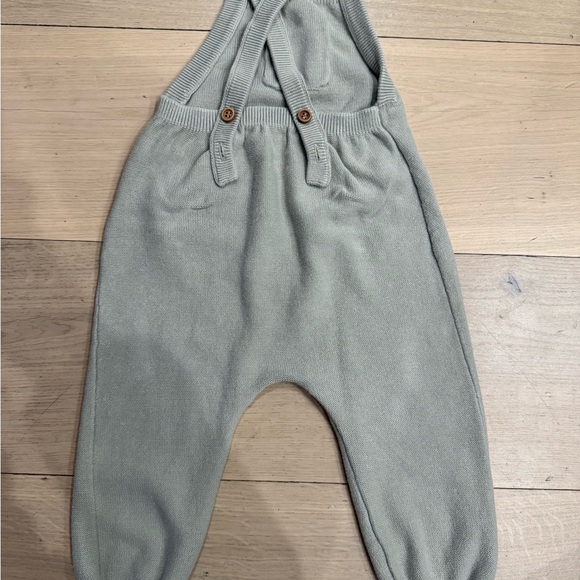 Quincy Mae unisex knit jumper in size 18-24 
Months - Picture 2 of 4